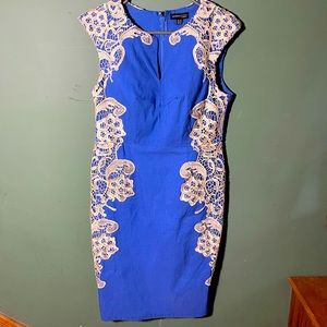 Gorgeous and flattering blue dress with appliqué size 10